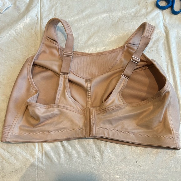 Glamorise Sport Beige Wireless Bra Sz 44F DDD Exercise Athletic - Picture 3 of 6